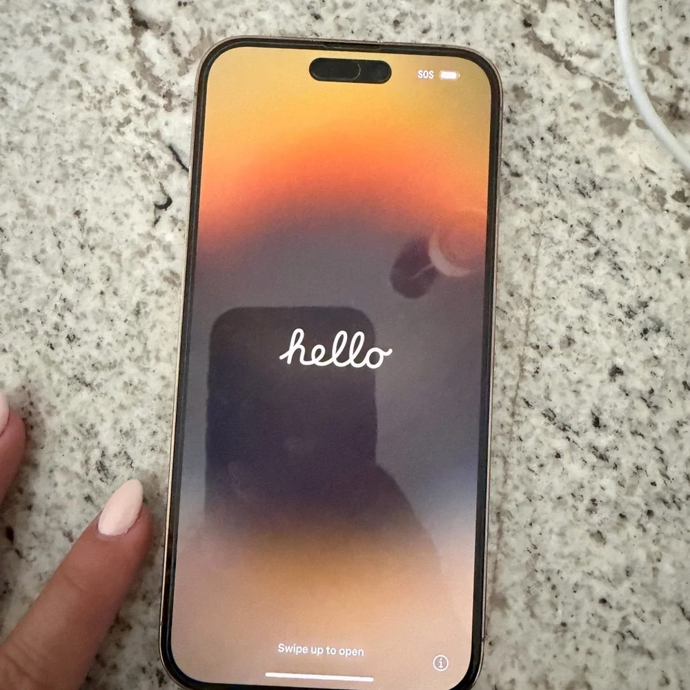 Apple iPhone 14 Pro Max in Gold